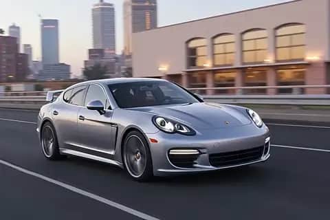 PORSCHE PANAMERA 4.8 Turbo