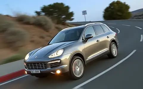 PORSCHE CAYENNE Turbo S 4.8