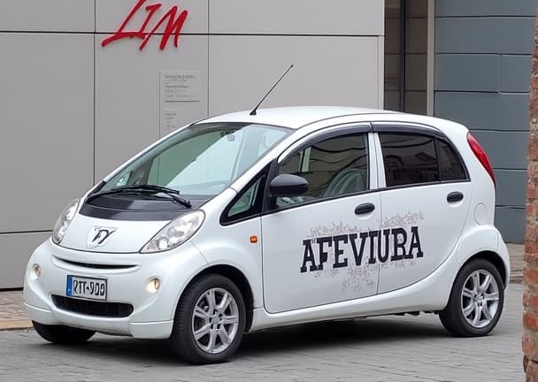 PEUGEOT ION Electric