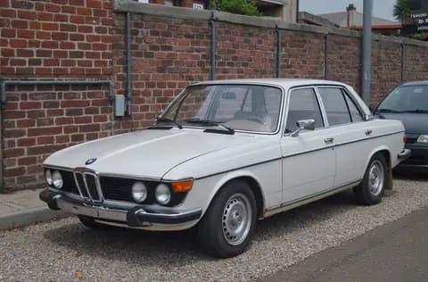 BMW 2500 3.3 L