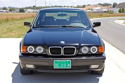 BMW 5-SERIE 540 i V8