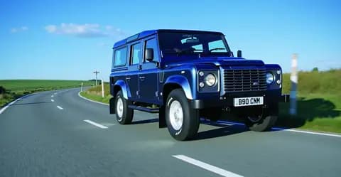 LAND ROVER DEFENDER 2.4 TD4 4x4