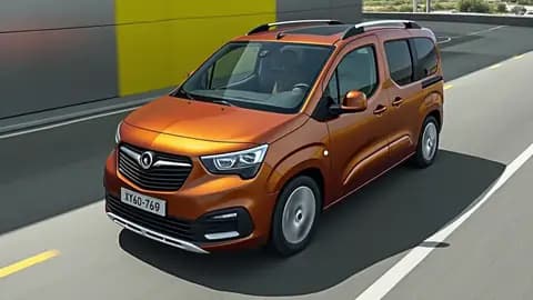 OPEL COMBO E TOUR / LIFE 1.2