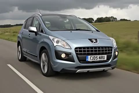 PEUGEOT 3008 2.0 HDi Hybrid4 (0URHCA)