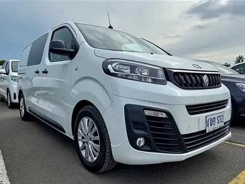 PEUGEOT TRAVELLER 2.0 BlueHDi 120