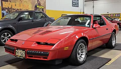 PONTIAC FIREBIRD 5.0