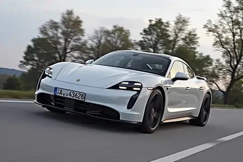 PORSCHE TAYCAN Turbo