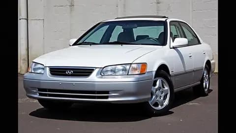 TOYOTA CAMRY 2.2