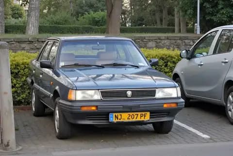TOYOTA COROLLA 1.3