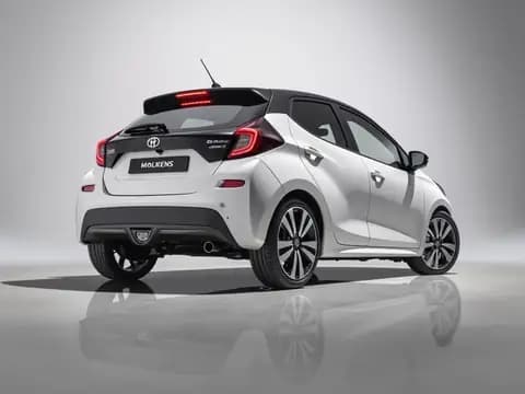 TOYOTA YARIS 1.5 Hybrid