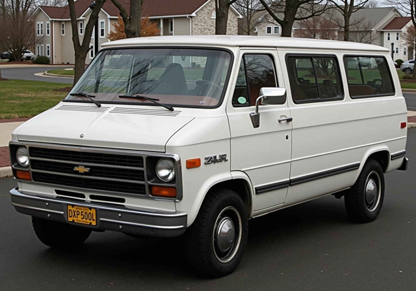 CHEVROLET G30 STANDARD CARGO VAN 6.5 D