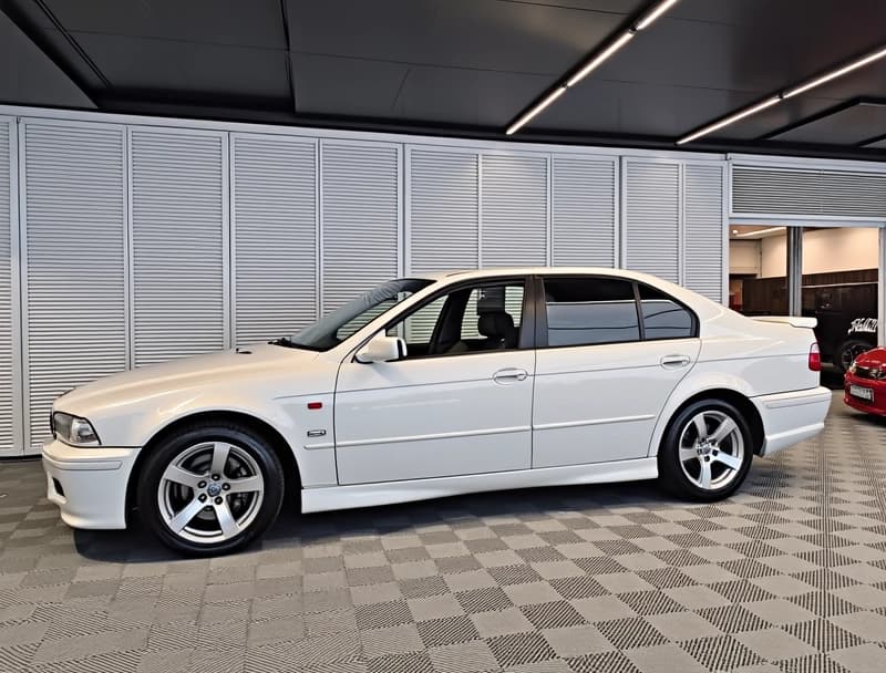 TOYOTA ARISTO 3.0 (JZS161)