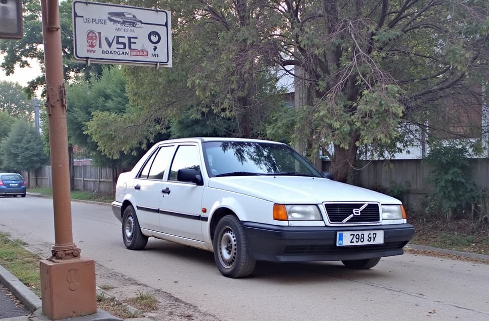 VOLVO 440 K 2